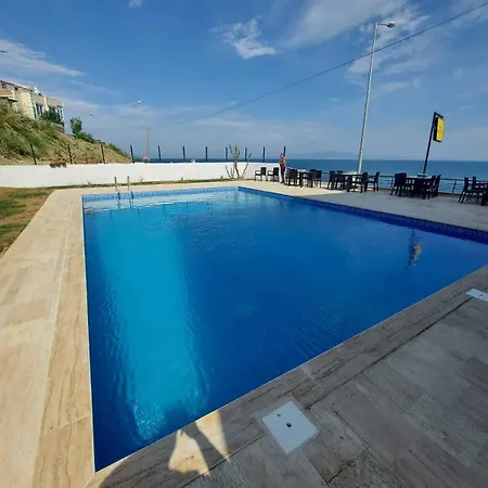 Choras Butik מלון