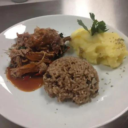 מלון Choras Butik